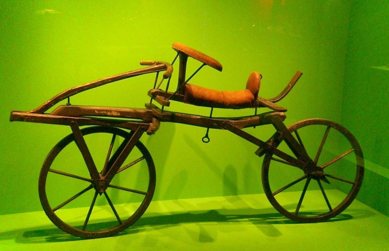 Первый велосипед карл фон дрез