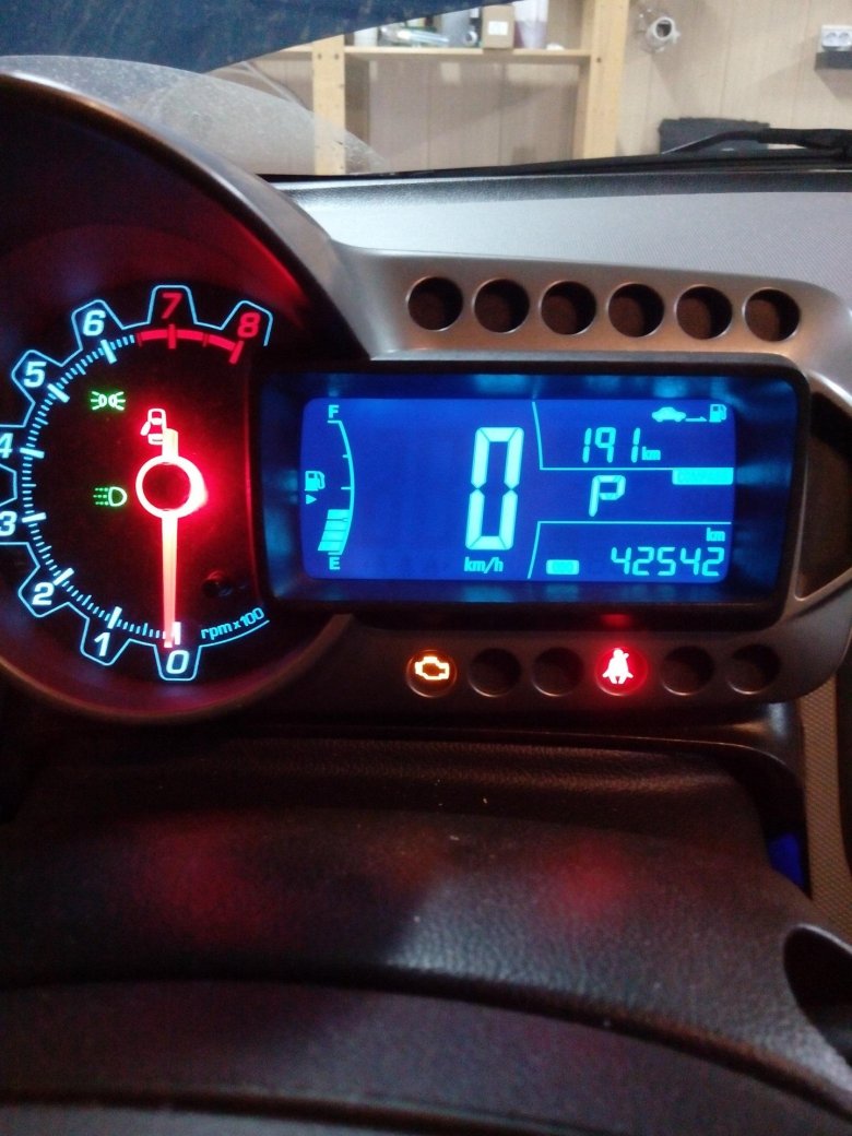 Приборная панель авео т300