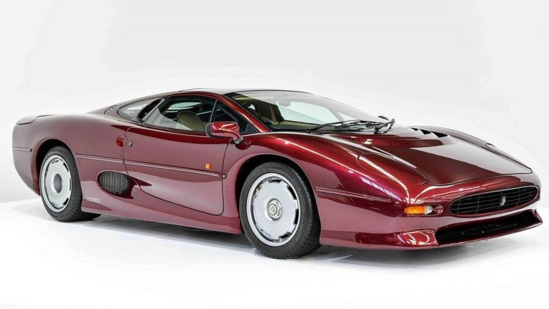 Jaguar спорткар xj220