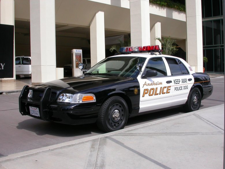 2006 ford crown victoria police interceptor