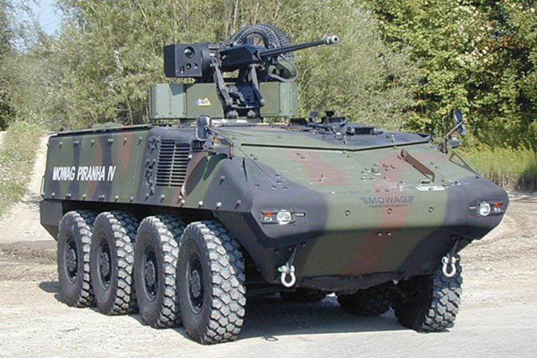 Mowag piranha 8x8