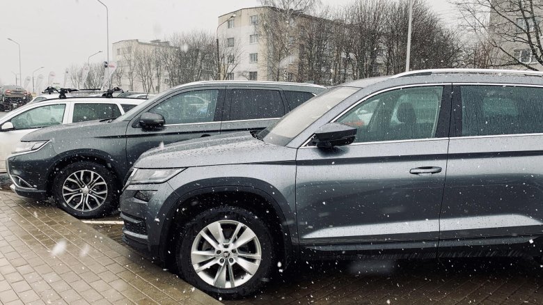 Skoda kodiaq 2016 — 2022 i серый