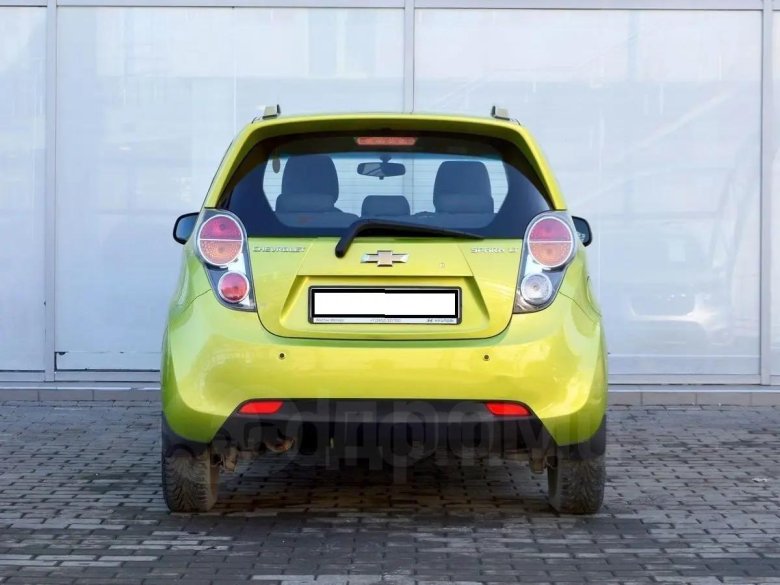Chevrolet spark 1.5 зад