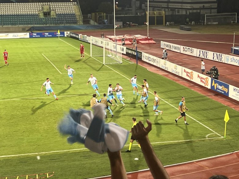 Футбол спорт