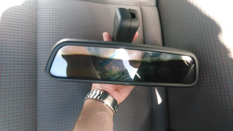 Зеркало заднего вида внутреннее