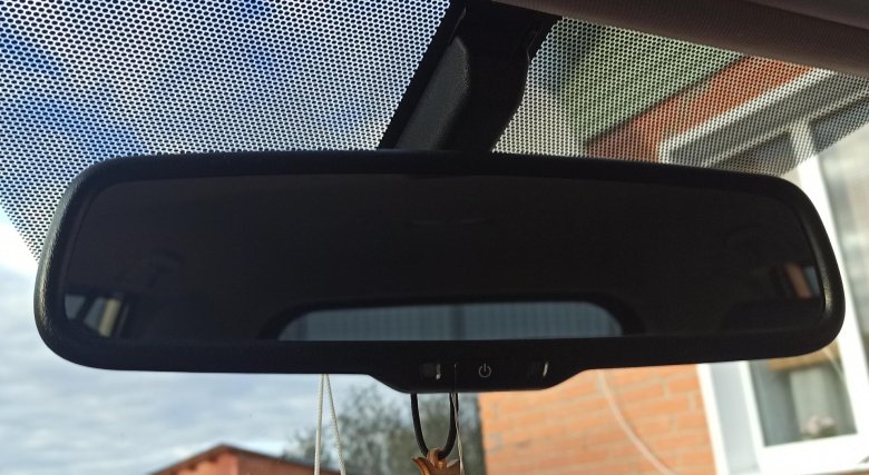 Зеркало с автозатемнением мицубиси