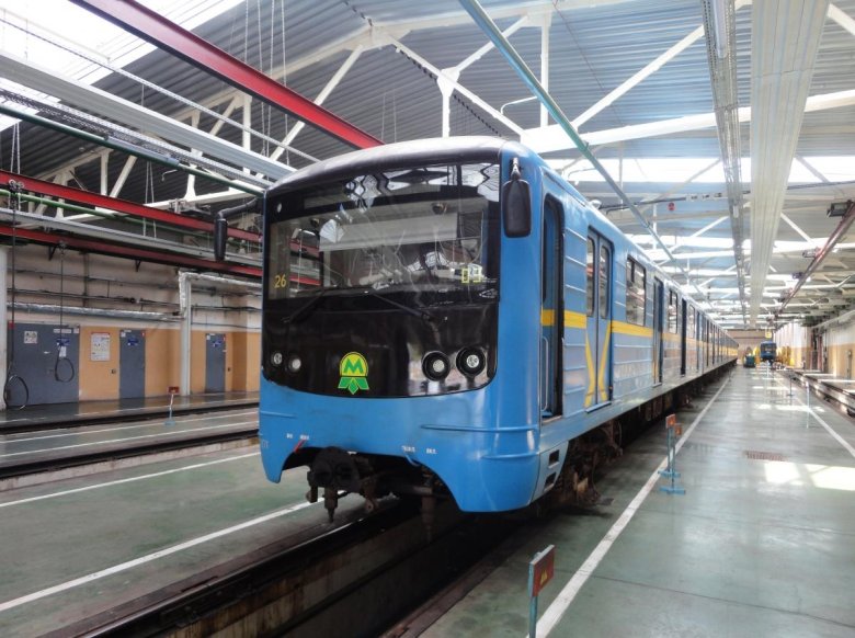 Вагоны киевского метрополитена