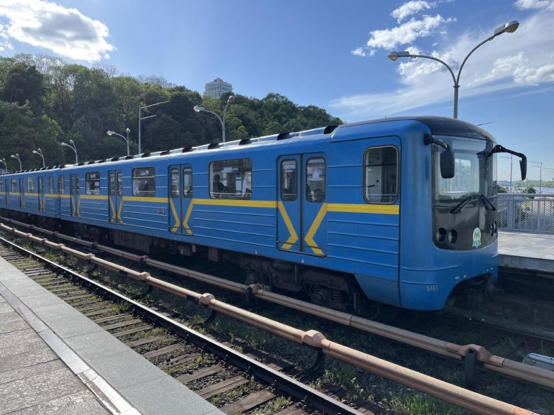 Киевский метрополитен еж3