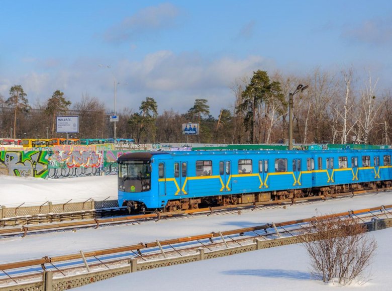 Киевский вагон метро екм