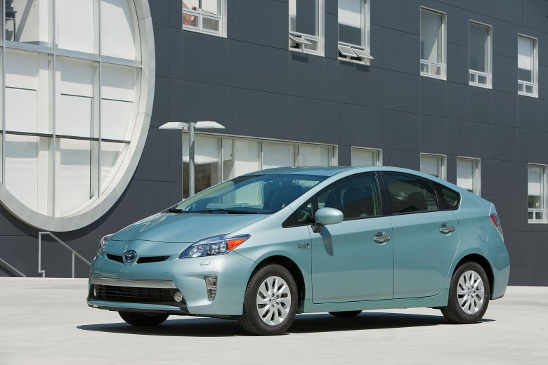 Toyota prius hybrid 2012