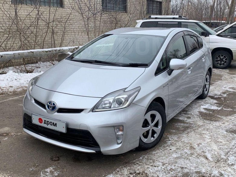 Toyota prius 2011