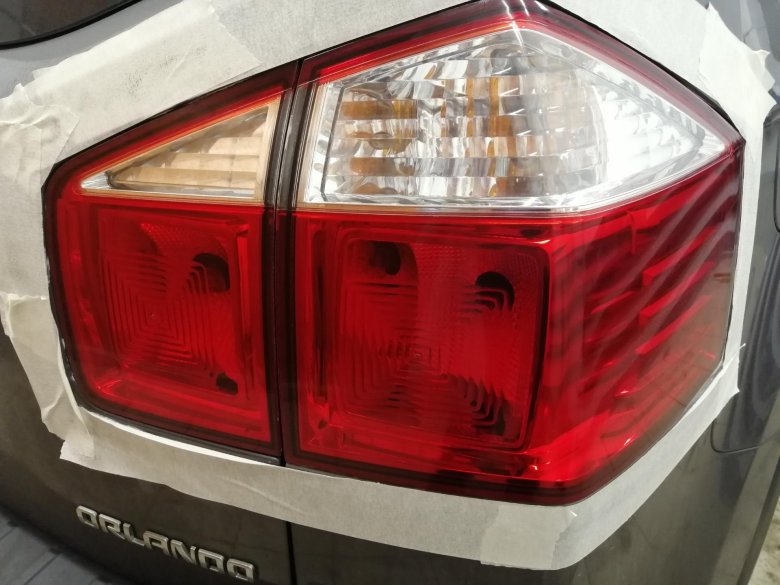 Фонарь заднего хода шевроле тахо 900