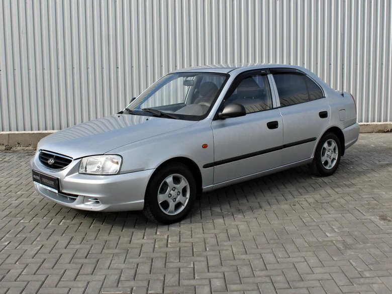 Hyundai accent 2