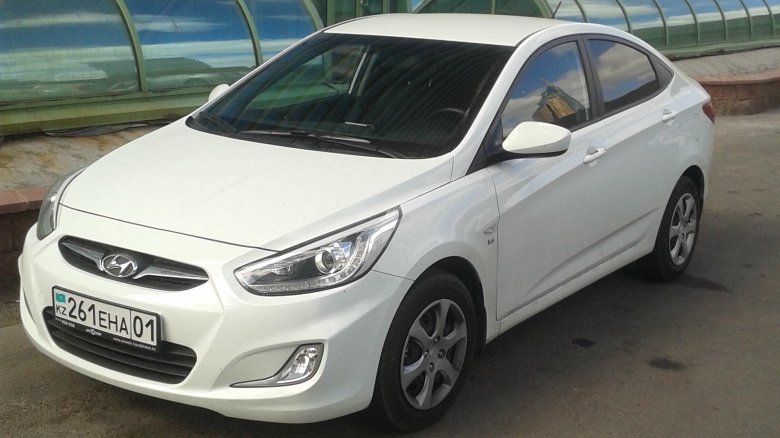 Hyundai accent 2011