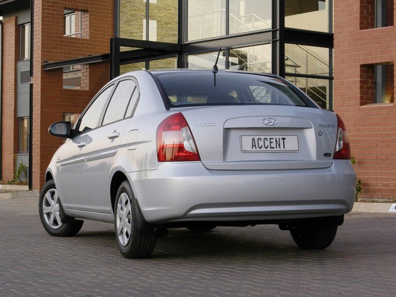Hyundai accent 4