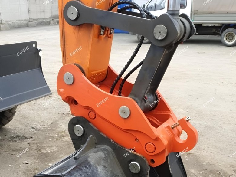 Быстросъем для ковша экскаватора дусан 160