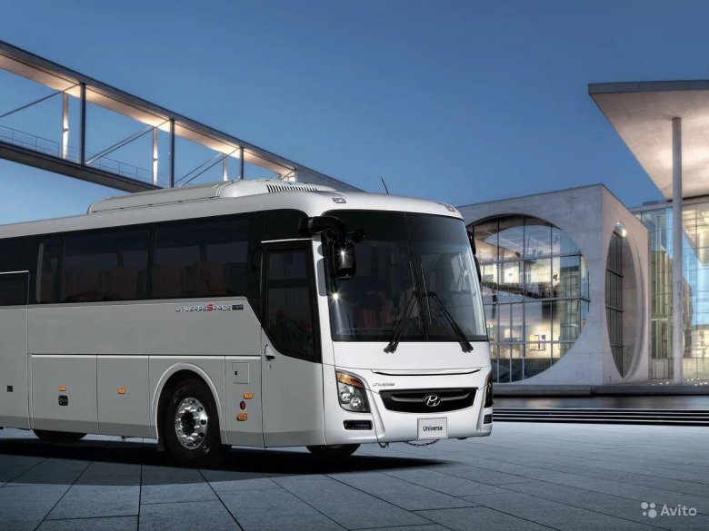 Автобус hyundai universe luxury