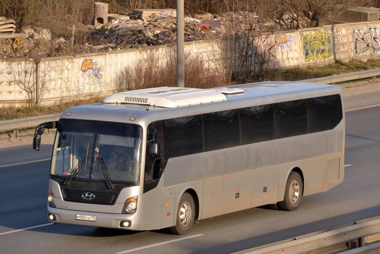 Hyundai universe space luxury