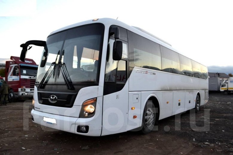 Hyundai universe 2012