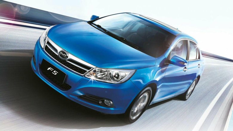 Китайская машина byd