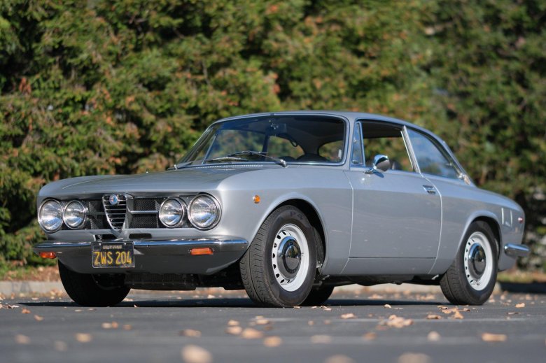 1968 alfa romeo 1750 gtv