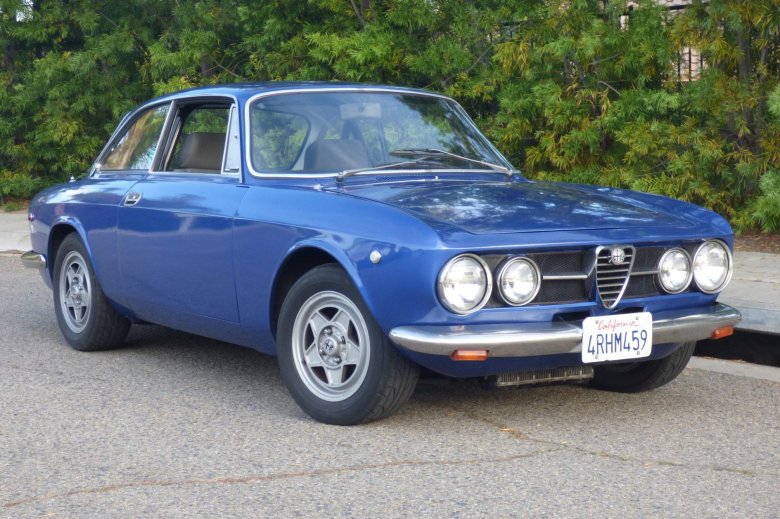 Alfa romeo giulia gt