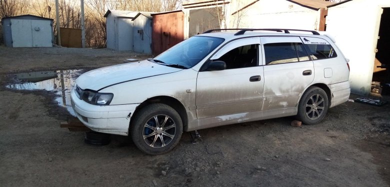 Тойота калдина универсал