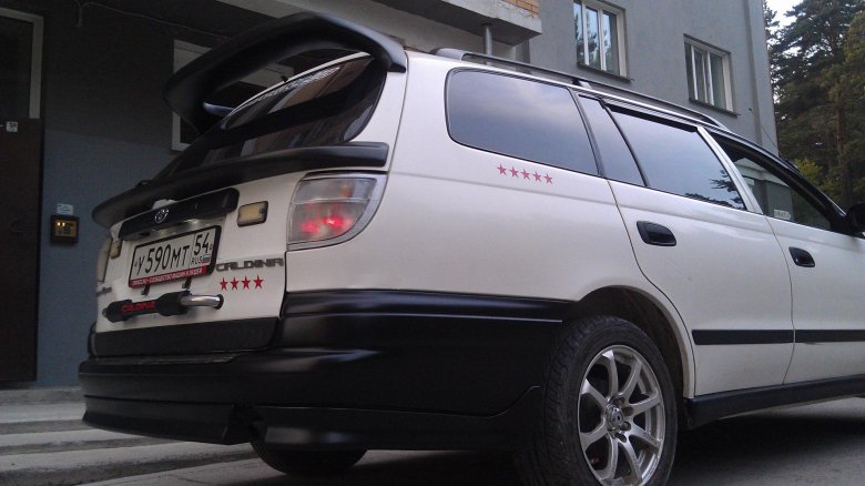 Тойота калдина универсал 1995