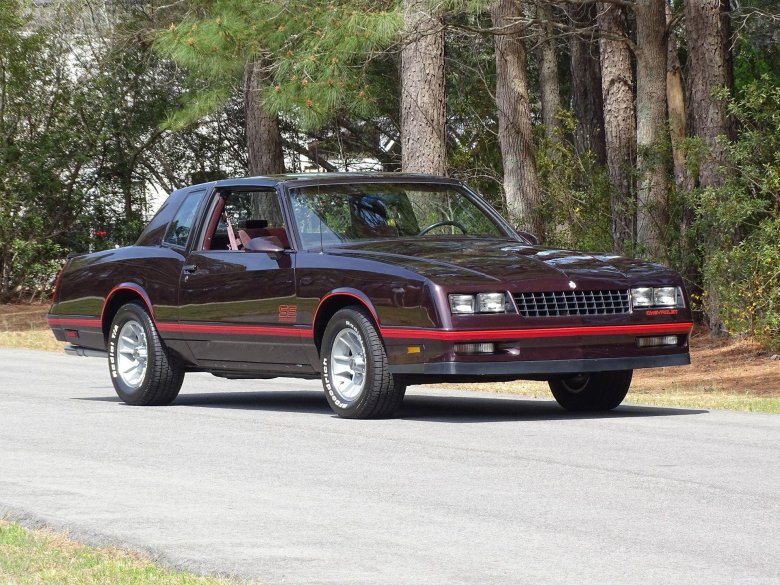 Chevrolet monte carlo 1985