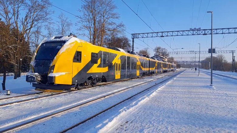 Поезда пассажирские