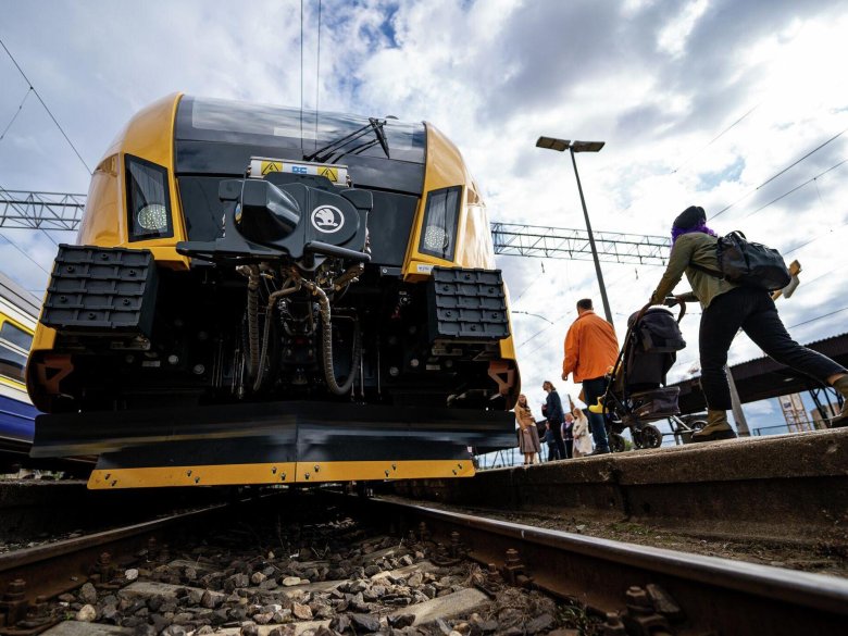 Поезда латвии