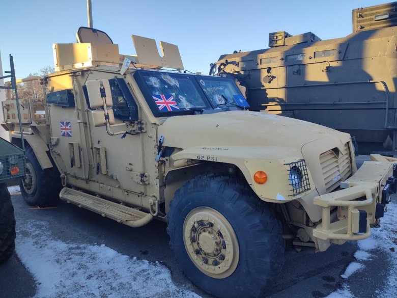 Бронеавтомобили husky tsv