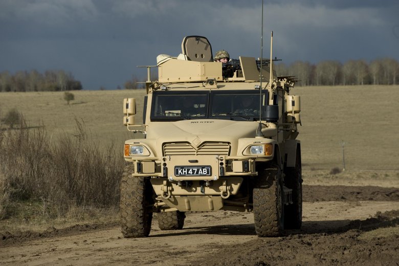 Бронеавтомобили husky tsv