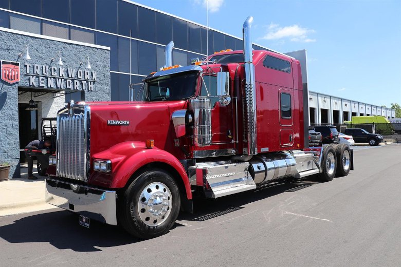 Кенворт w 900