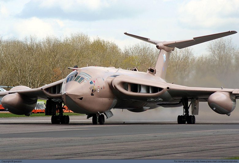Handley-page victor самолёт