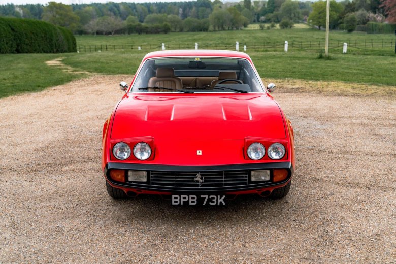 Ferrari 365 gtc 4