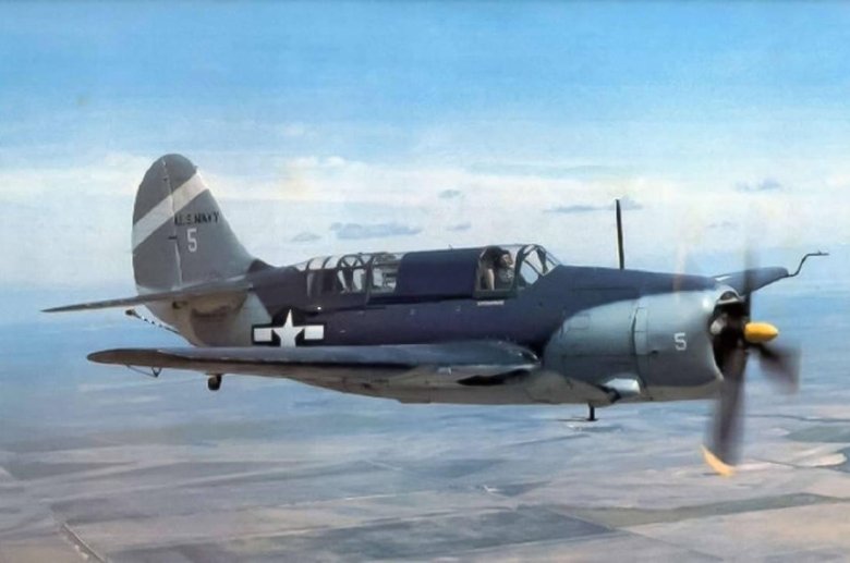 Sb2c-5 helldiver