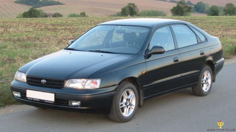 Toyota carina e 1997 хэтчбек