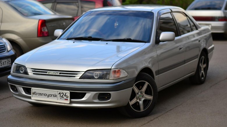 Toyota carina 1998