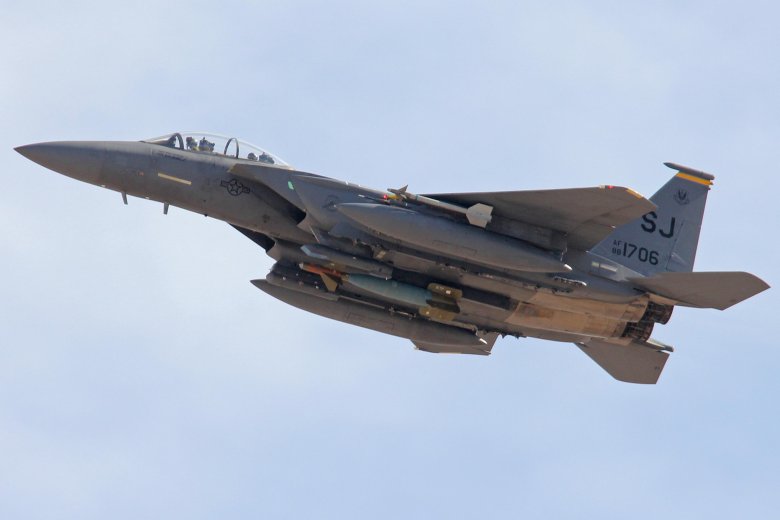 F-15e strike eagle