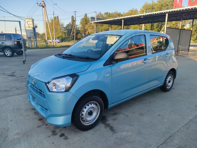 Тойота пиксис джой