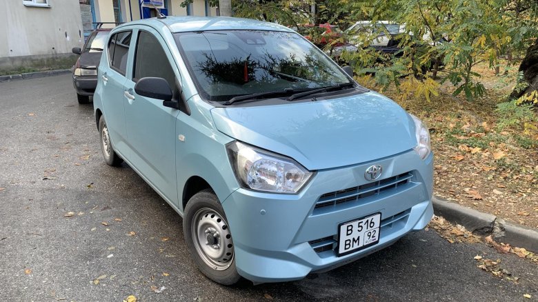 Тойота пиксис эпоч