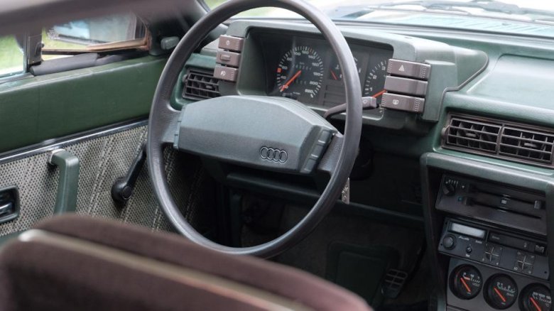 Ауди 80 б 2 салон