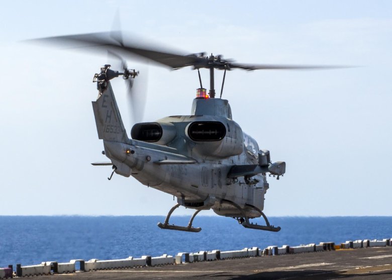 Ah-1 super cobra