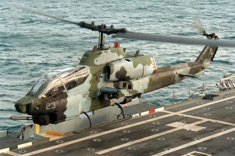 Bell ah-1 cobra