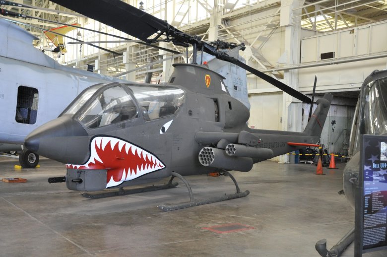 Bell ah-1f cobra
