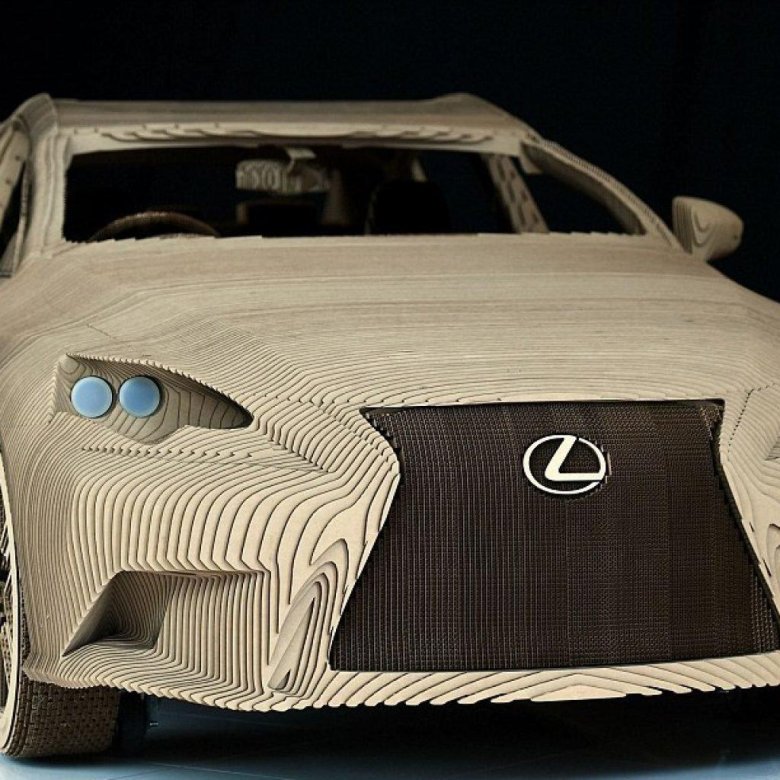 Лексус из картона