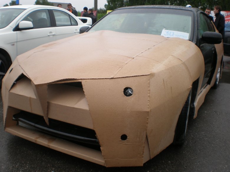 Lamborghini aventador из картона