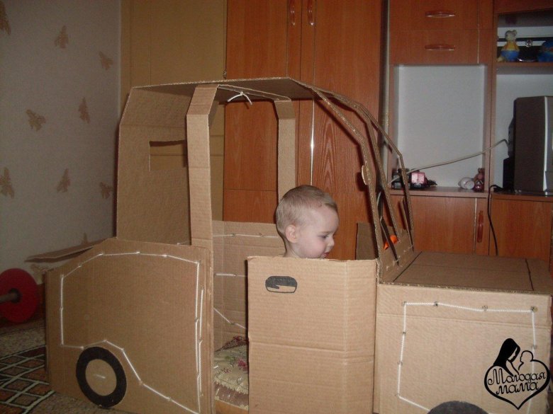 Машинки из коробок