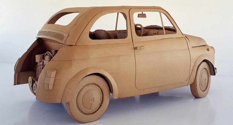 Модель машины из картона